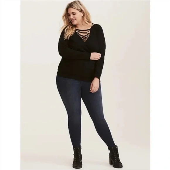 Torrid Black Lattice Front Crew Neck Long Sleeve Pullover Sweater - Picture 1 of 10